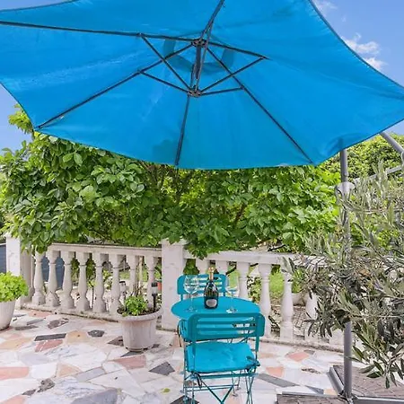 House - Superbe Maison A Hotel